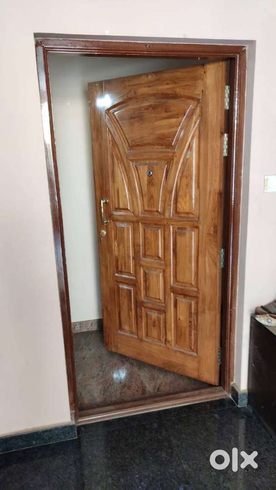 2BHK FLAT FOR RENT 30K MURUGESHPALYA CLOSE TO EMBASSY GOLF LINKS