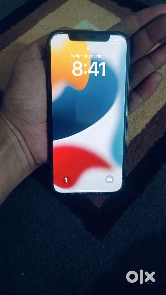IPHONE 12 BLACK Colour