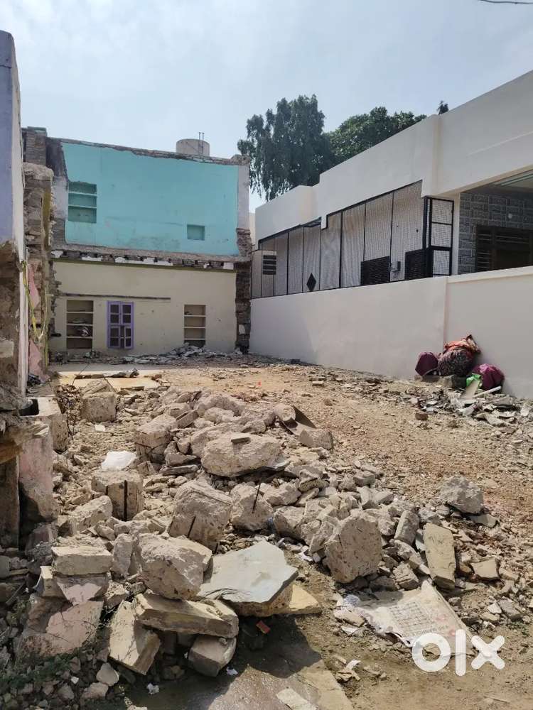 నందికొట్కూరు పట్టణం, మిడ్తూరు రోడ్‌లో
 భూమి అమ్మకానికి ఉంది.