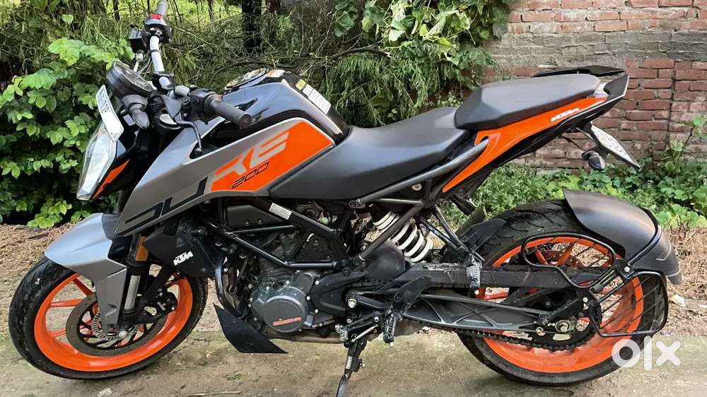 KTM DUKE 200 BS6 2023(1st OWNER) IN VERY GOOD CONDITION