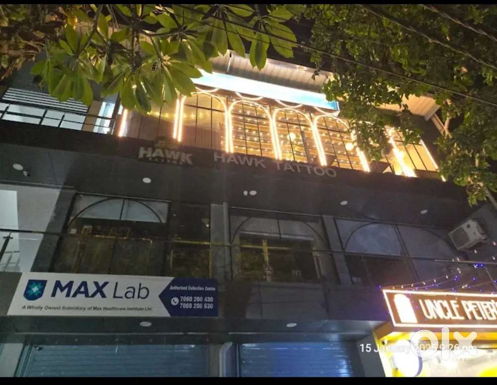 Commercial shop suitable for restaurant and beauty salon. YOGA studio