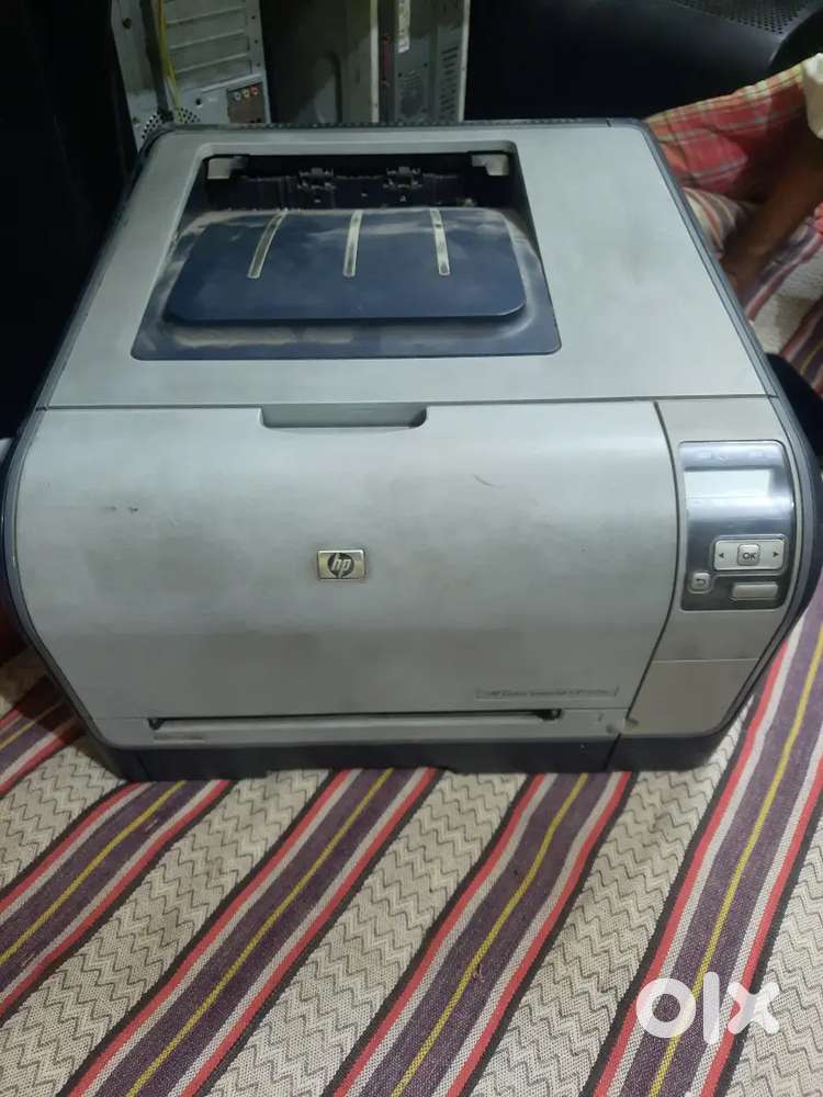 Hp color laserjet CP1515n Printer