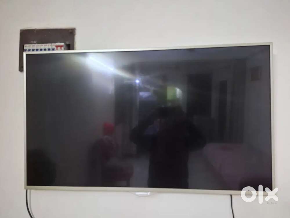 A Videocon 42 inch TV