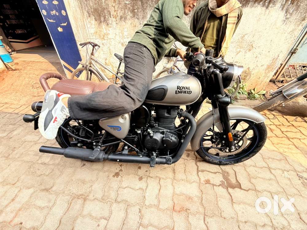 BULLET 350 GUN METEL GREY 2024 BS 6