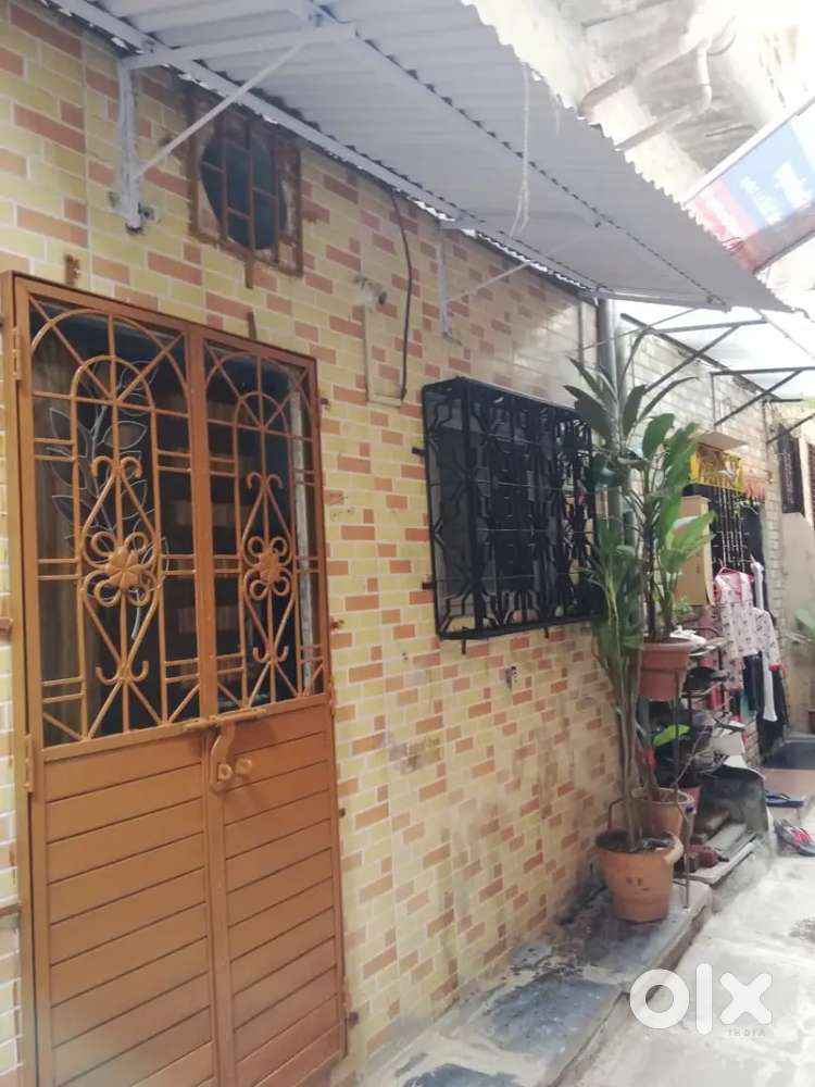 1Rk chawl room with attached bathroom (commode)