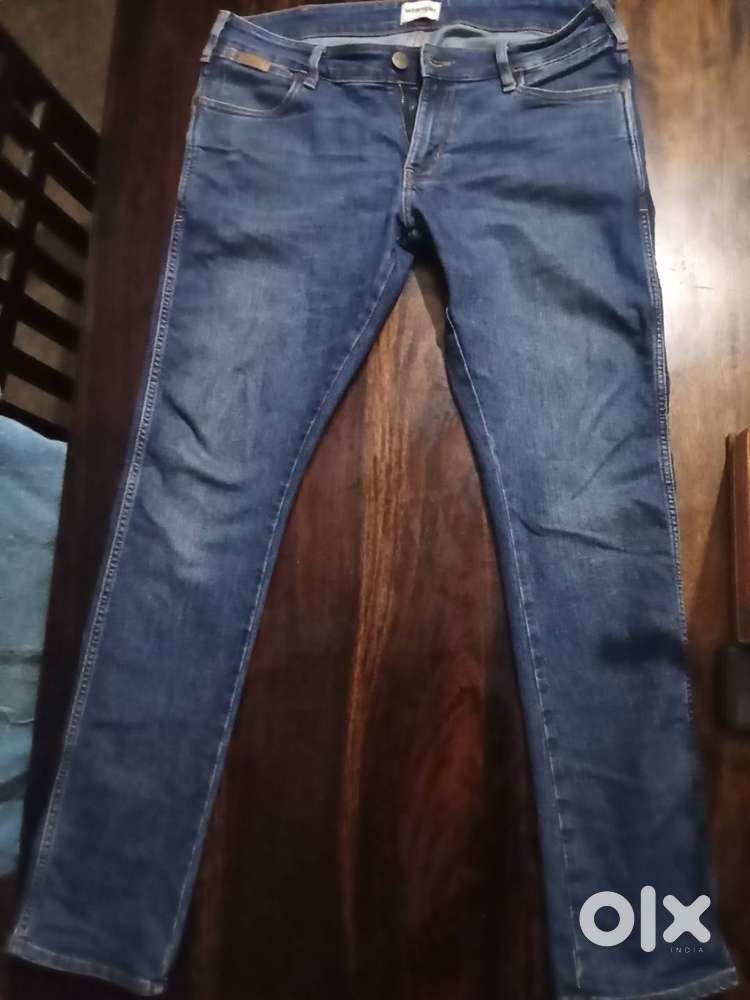 Wrangler slimfit mens jeans. Good condition