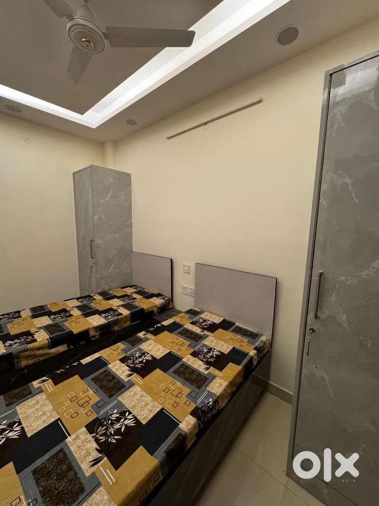 Srs living boys and girls pg near v3s mall