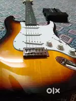 Guitar with PROCESSOR