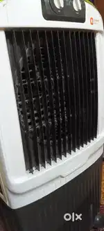 ORIENT COOLER 70 LITTERS