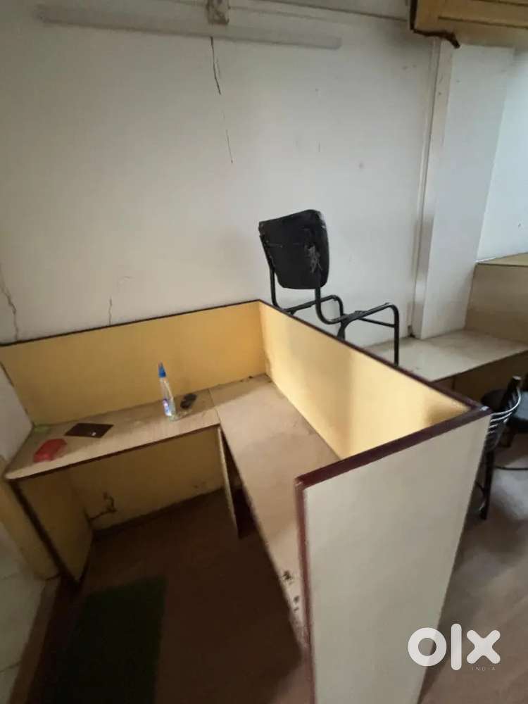 Fully furnished office space available in Sapna sangeeta
