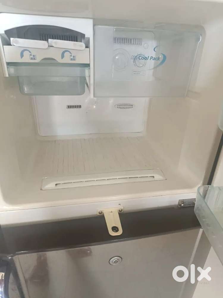 Samsung Intellifresh 299L 5-Star Fridge