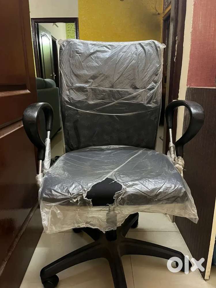 Wooden computer Table and Office Chair