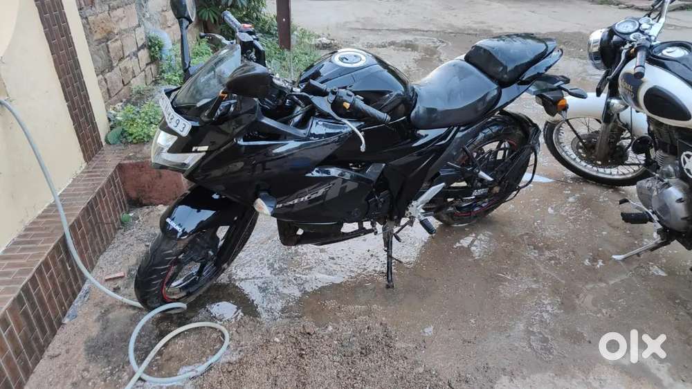 Suzuki Gixer sf155
