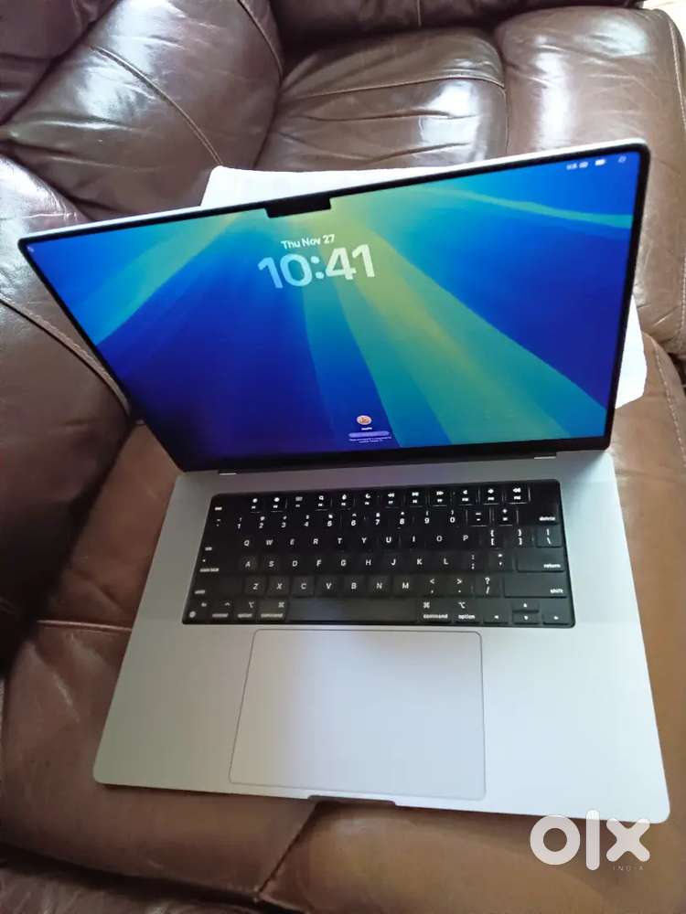 Apple Macbook pro M2  chip 2022/16 gb ram 512 gb ssd 13.3 Inch - 79k