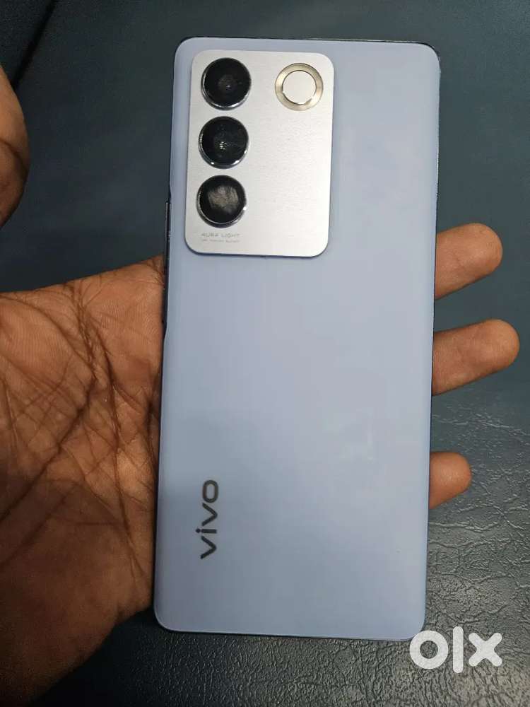 Sell or exchange Vivo v27 pro 12/256 gb with full kit no charge
