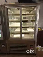 2 CAKE SHOP COUNTER SELL COLD AND HOT