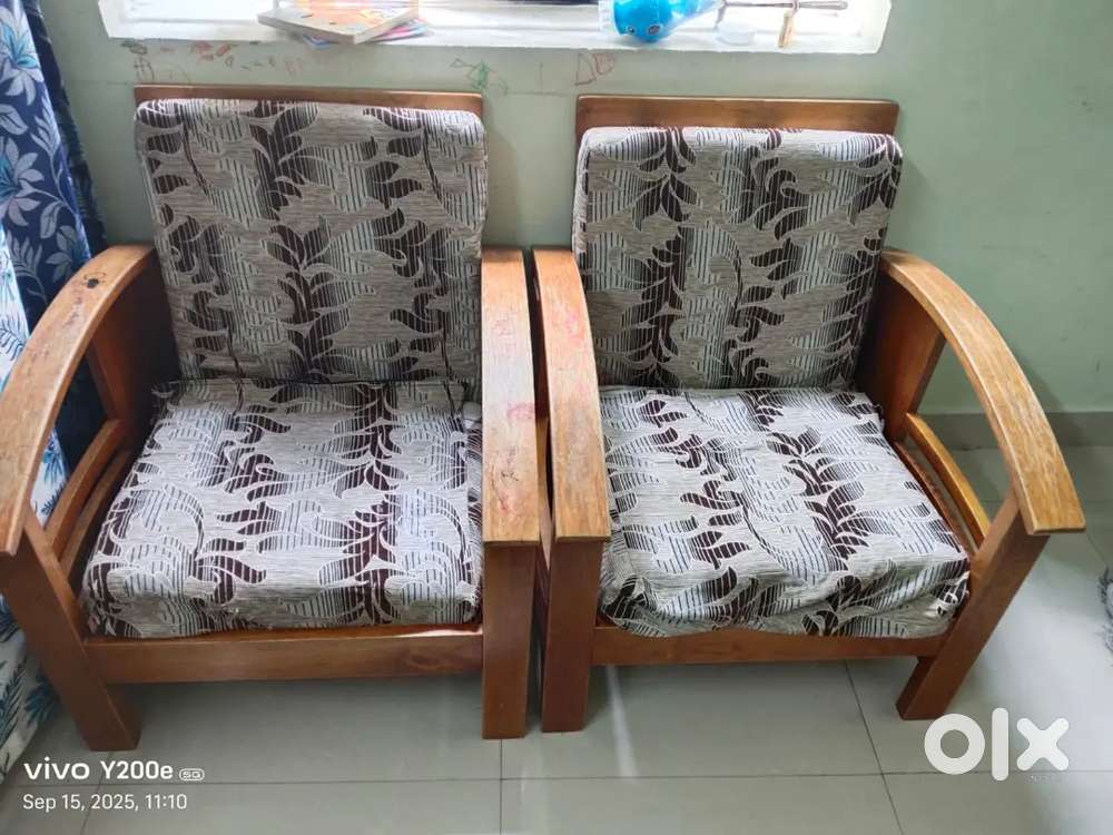 SOFA 3+1+1 SET SALES GOOD LOOKING AND GOOD COMFORT