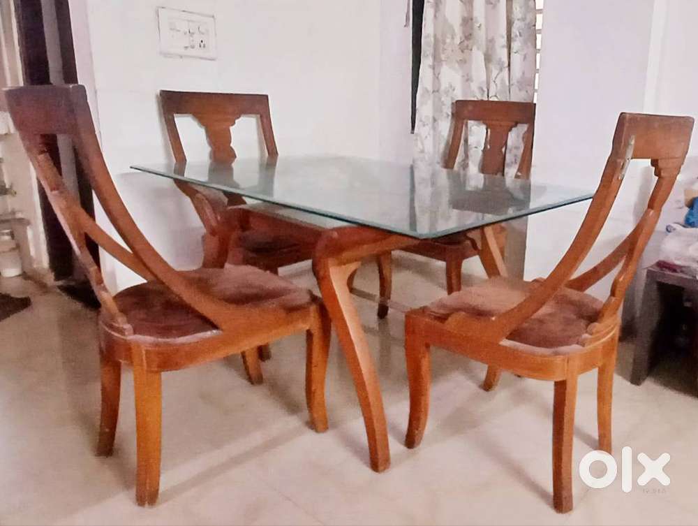 Dining table with 4 chairs