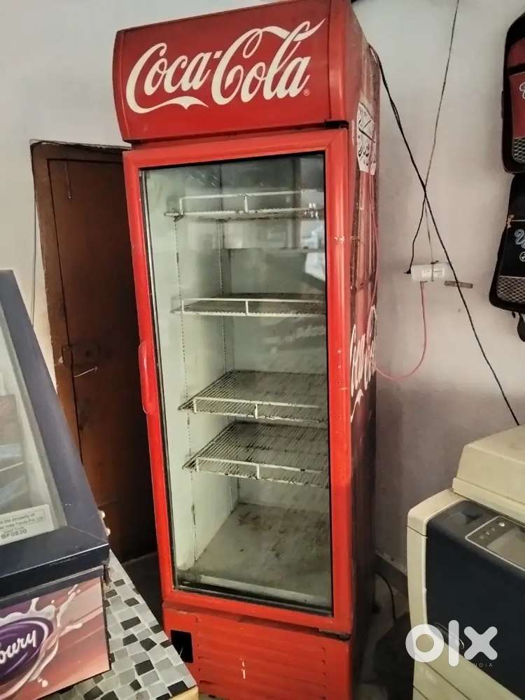 Defreezer and  Fridge