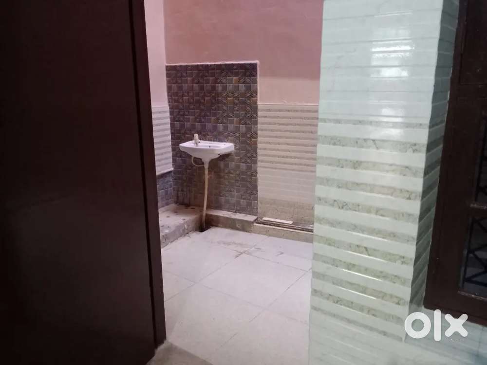 Two room set in Adersh nagar