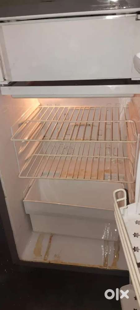 LG Fridge 90 liter Old