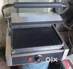 Sandwich griller machine
