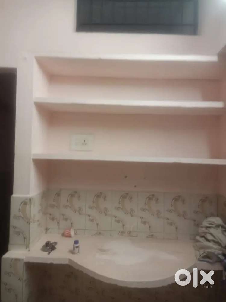 1bhk house is ready to occupy for lease or rent