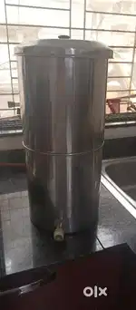 New Gravity Water Purifier. Stainless Steel Plus 2 Filter Candles