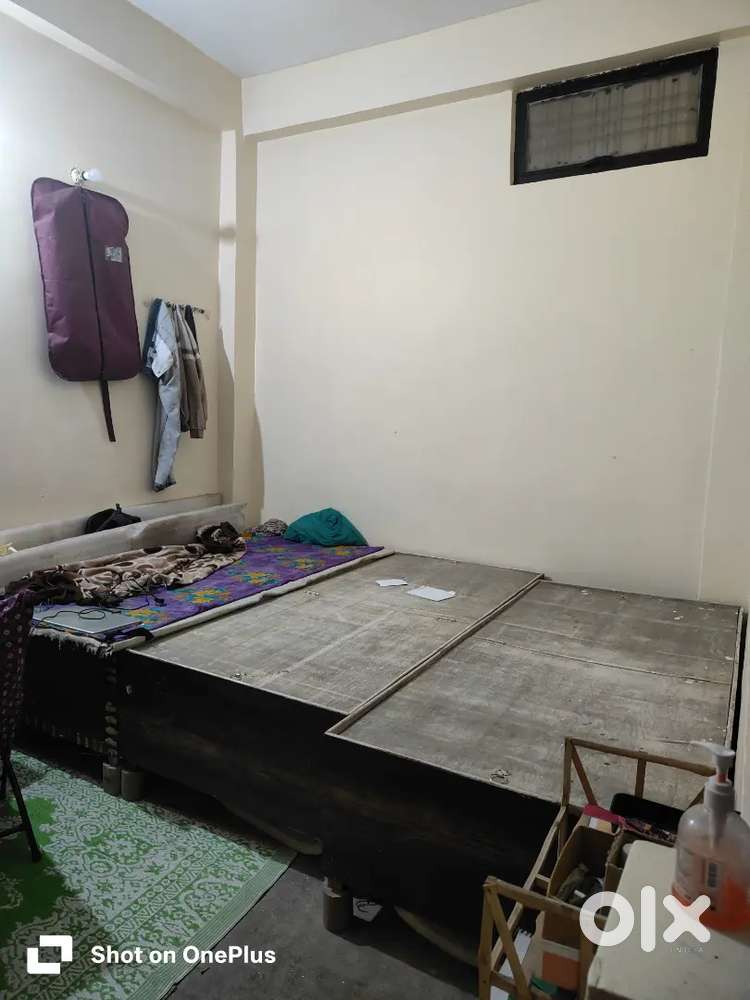 Need a roomate at Bilandpur