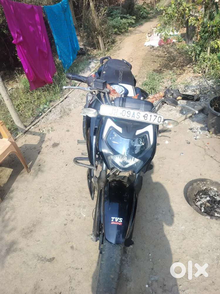Tvs apache 4v good condition