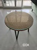 Center table with glass excellent condition