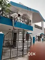आवासीय मकान पारिवारिक रहने के लिए संभ्रांत परिवारों के बीच