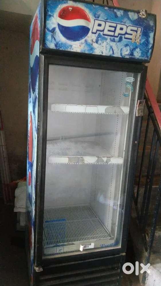 SHOP FRIDGE SELL