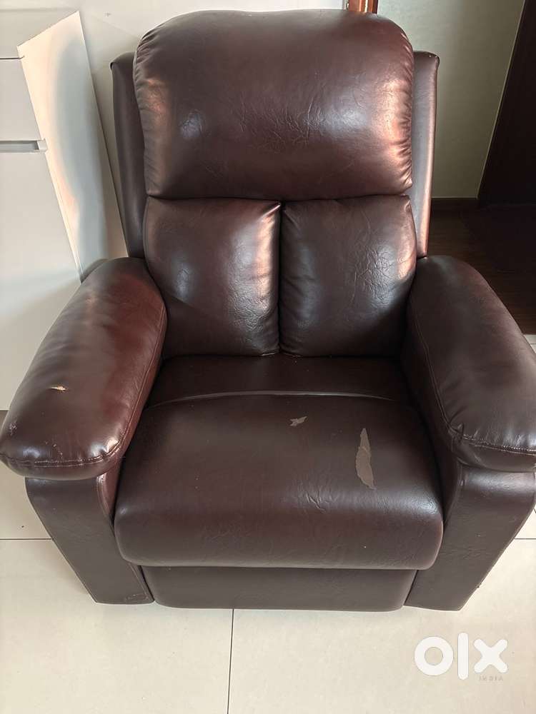 Wakefit recliner for same