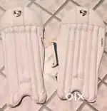 Sg campus wicket-keeping pads - good condition - sarangarh cg