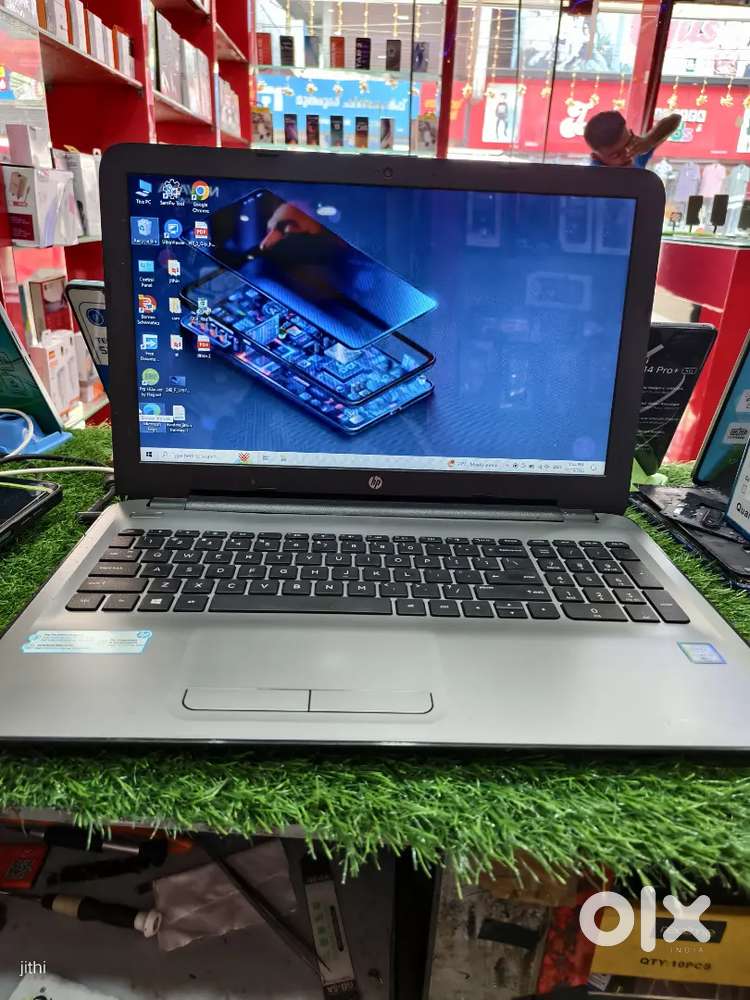 HP LAPTOP 8gb ram 1TB internal