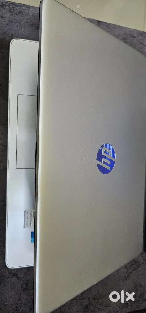 Excellent condition i3 11th i5 11th hp i3 10th i5 10th 8th gen laptops
