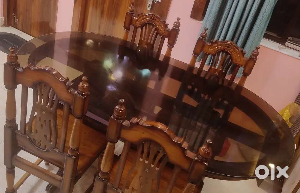 Dinning set for 4 seater