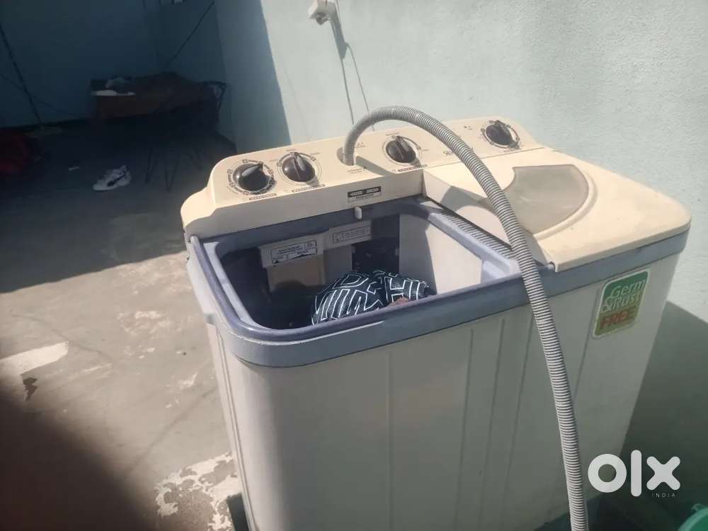 Best working two side washing machine
