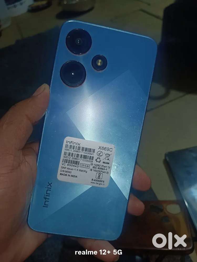 Infinix Hot 30 i . likely a new fone.. a heavy processor..8 or 128 gb