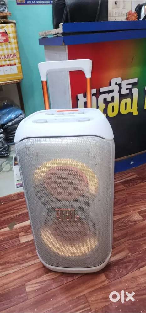 JBL Partybox 320 Portable 240W Party Speaker