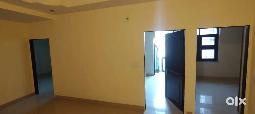 Independent flat without owner in Shyam Nagar