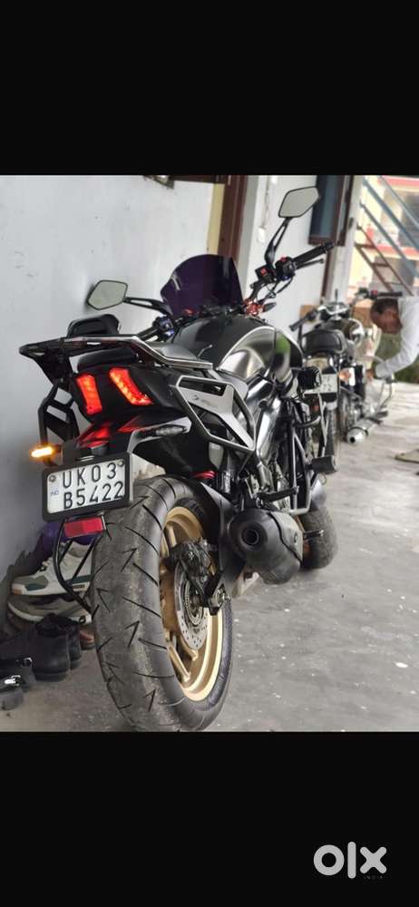 Dominar 400 mint new condition