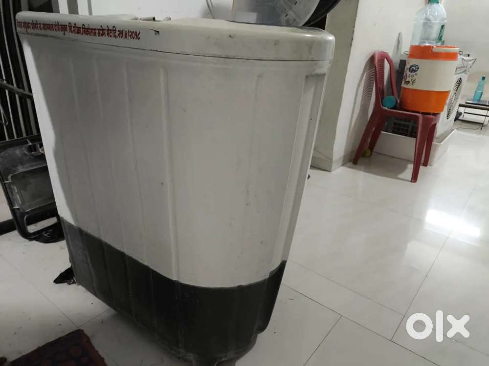 Whirlpool semi automatic Washing machine for sale