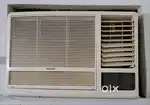 HITACHI Window AC
