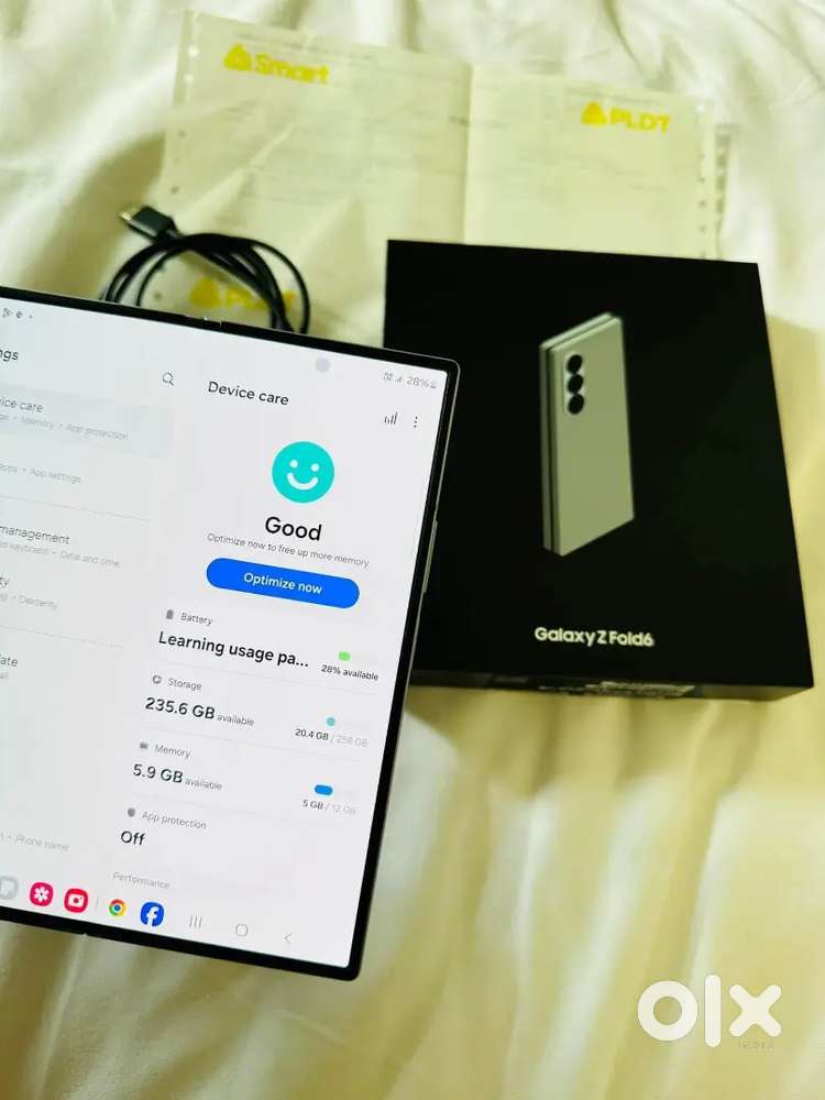 Samsung galaxy Zfold6 12gb rem 256gn rom emi available