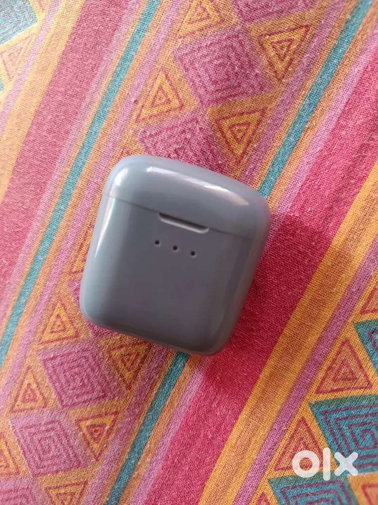 Boat Earbuds for sale very rarely used good for the daily use