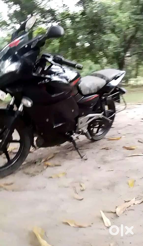 Gari mein koi problem nah Hai achcha condition mein hai