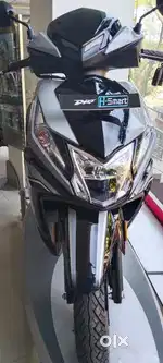 Brand new Honda Dio H smart 7999lowdown payment
