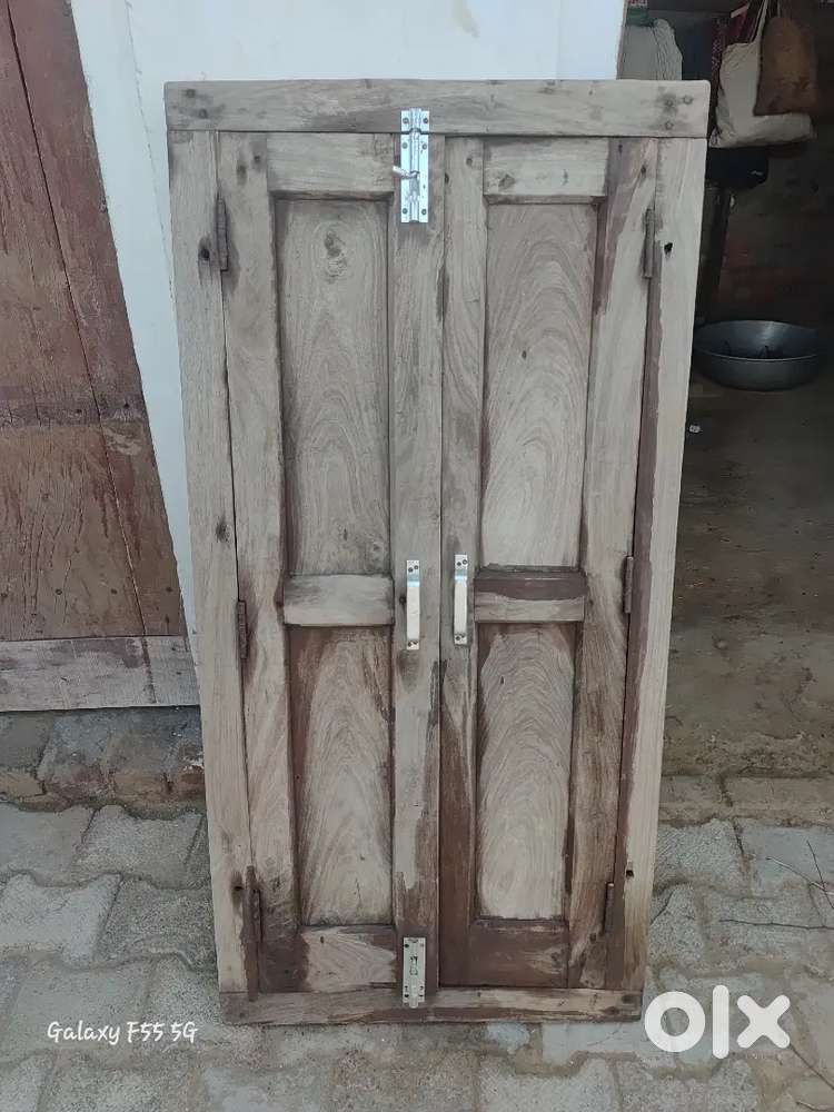 Wood doors लकड़ी का किवाड़ 5000rs only